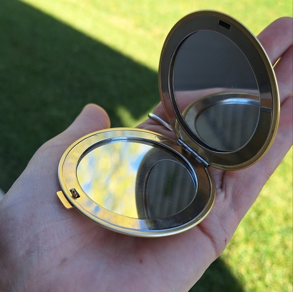 Vtg Avon double-sided compact mirror - Picture 2 of 5